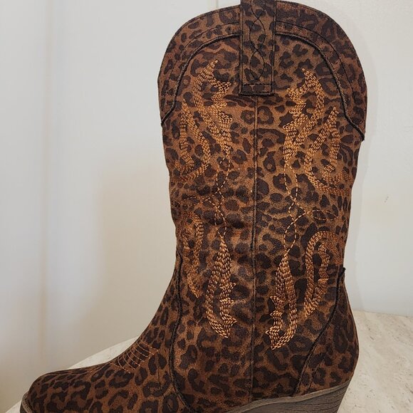Sugar Womens Tammy Tall Cowboy Boot Brown Leopard from Macy’s - c024 - Picture 4 of 7